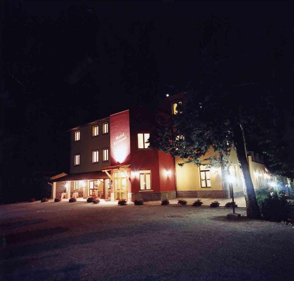 Hotel Tiziana Montepulciano Stazione エクステリア 写真