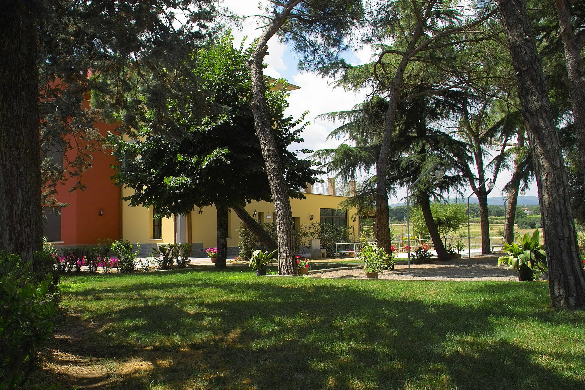 Hotel Tiziana Montepulciano Stazione エクステリア 写真